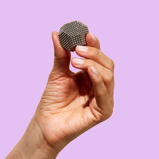Speks: Magnetic Balls Desk Toy - Original