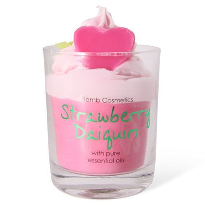 Bomb Cosmetics: Piped Candle - Strawberry Daiquiri
