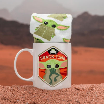 Paladone: Star Wars The Mandalorian - The Child Novelty Mug & Sock Set